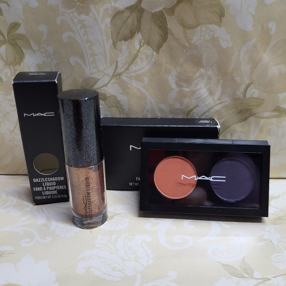 MAC 2 PC Eyeshadow Bundle, NIB - Picture 2 of 16